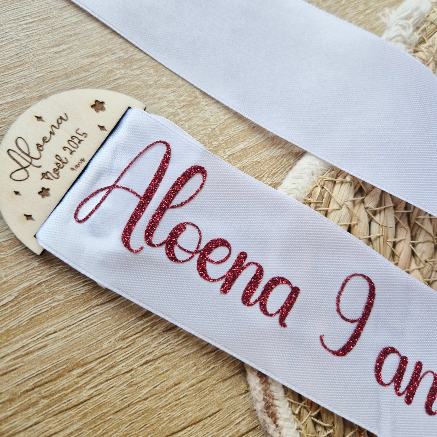 La Tradition du Ruban – Souvenir de Noël personnalisé et magique - Alonaly