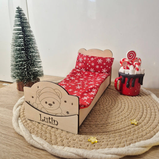 Lit pour lutins ourson – Meuble miniature LUKEA - Alonaly