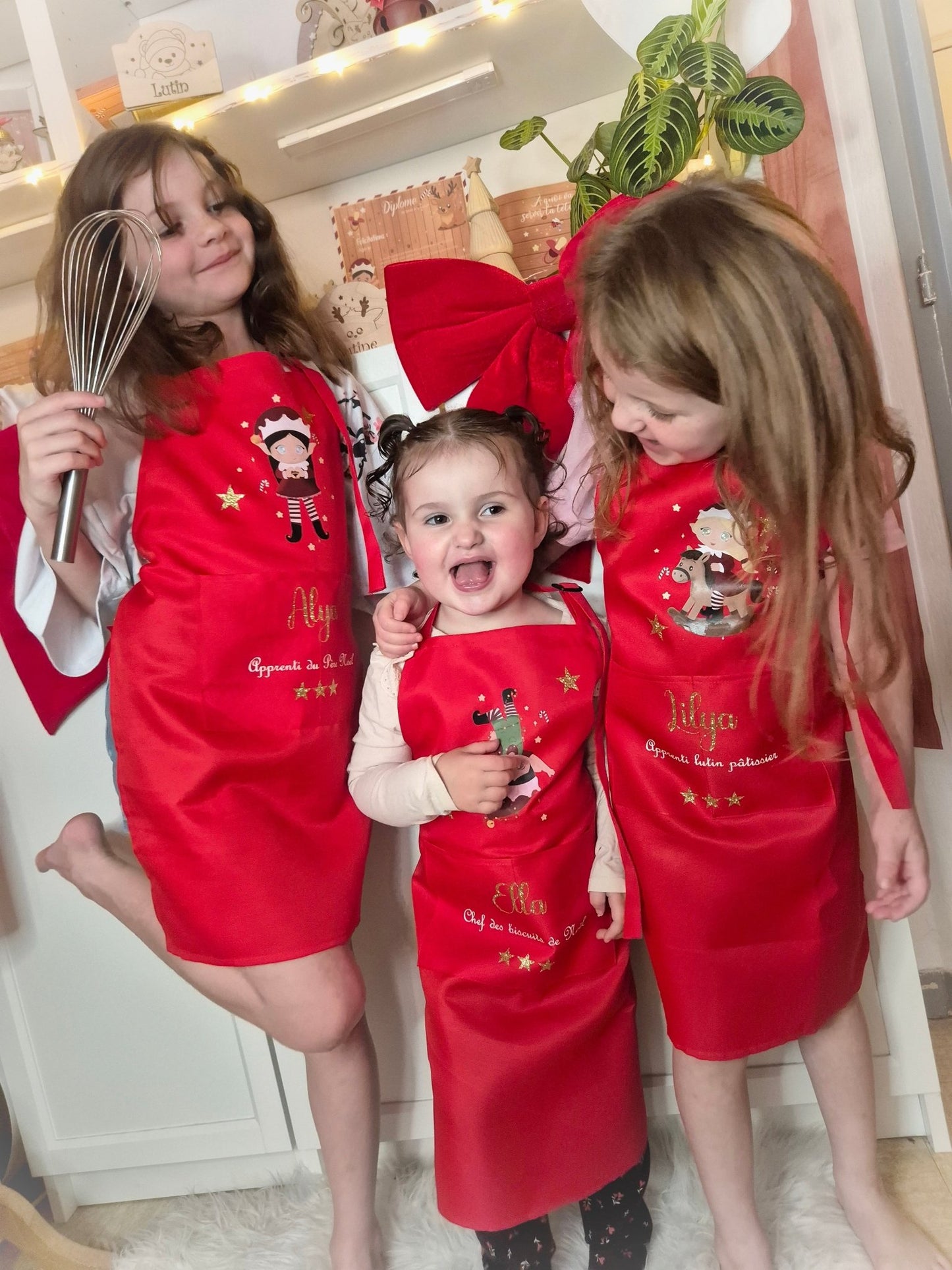 Tablier enfant rouge de Noël personnalisé - Alonaly